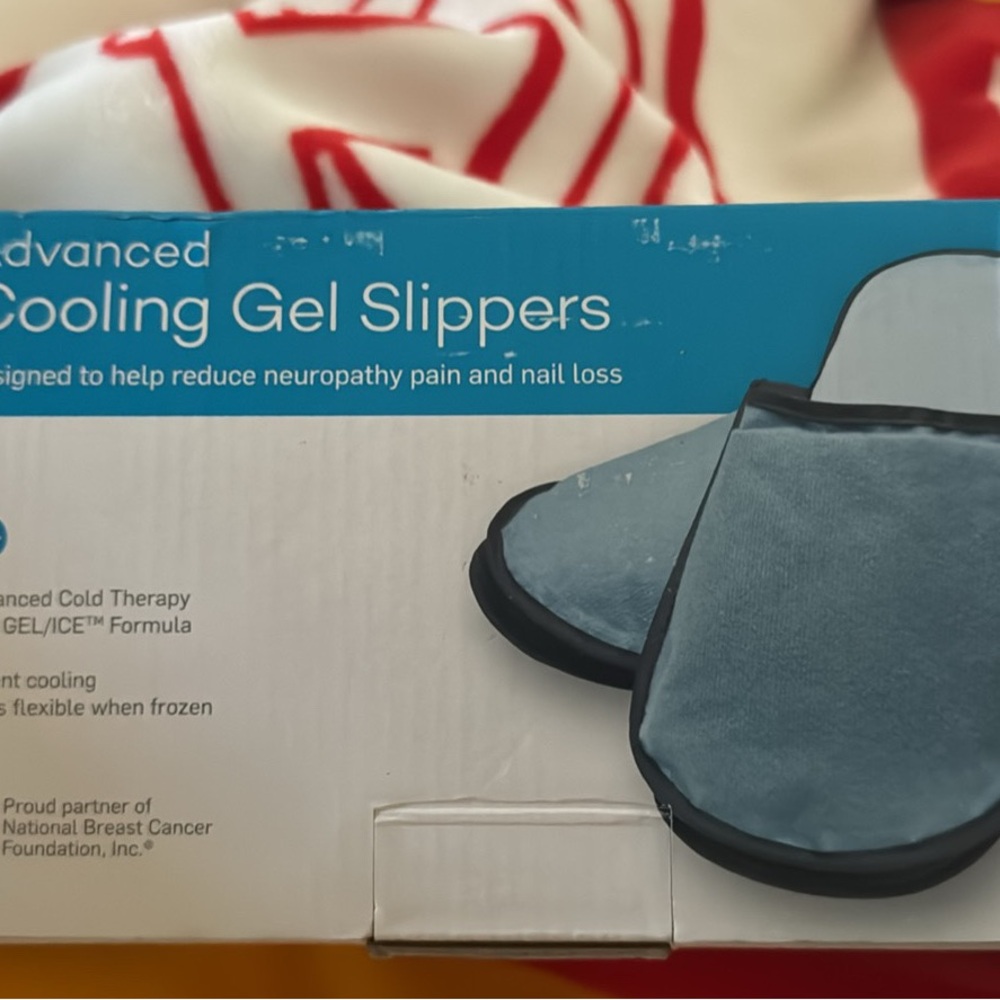 Blue and Black Cooling Gel Slippers